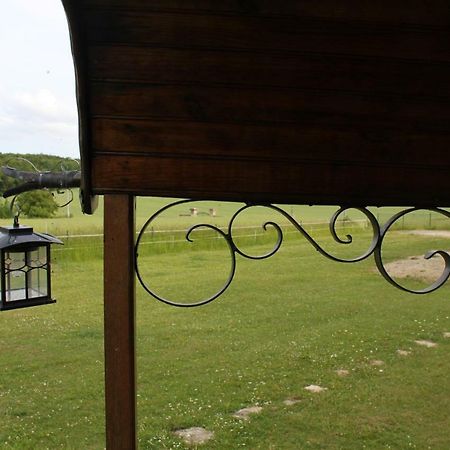 Bed and Breakfast Roulotte Montfee Semezanges Exterior foto